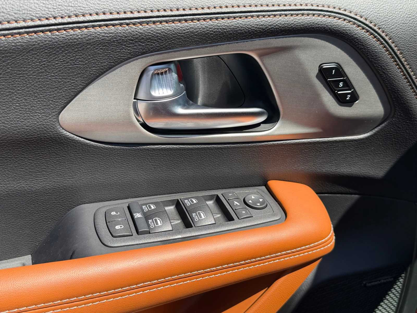 Thumbnail: 2026 Chrysler Pacifica - 28