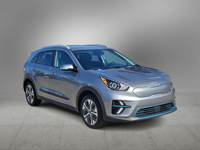 Thumbnail: 2022 Kia Niro - 2