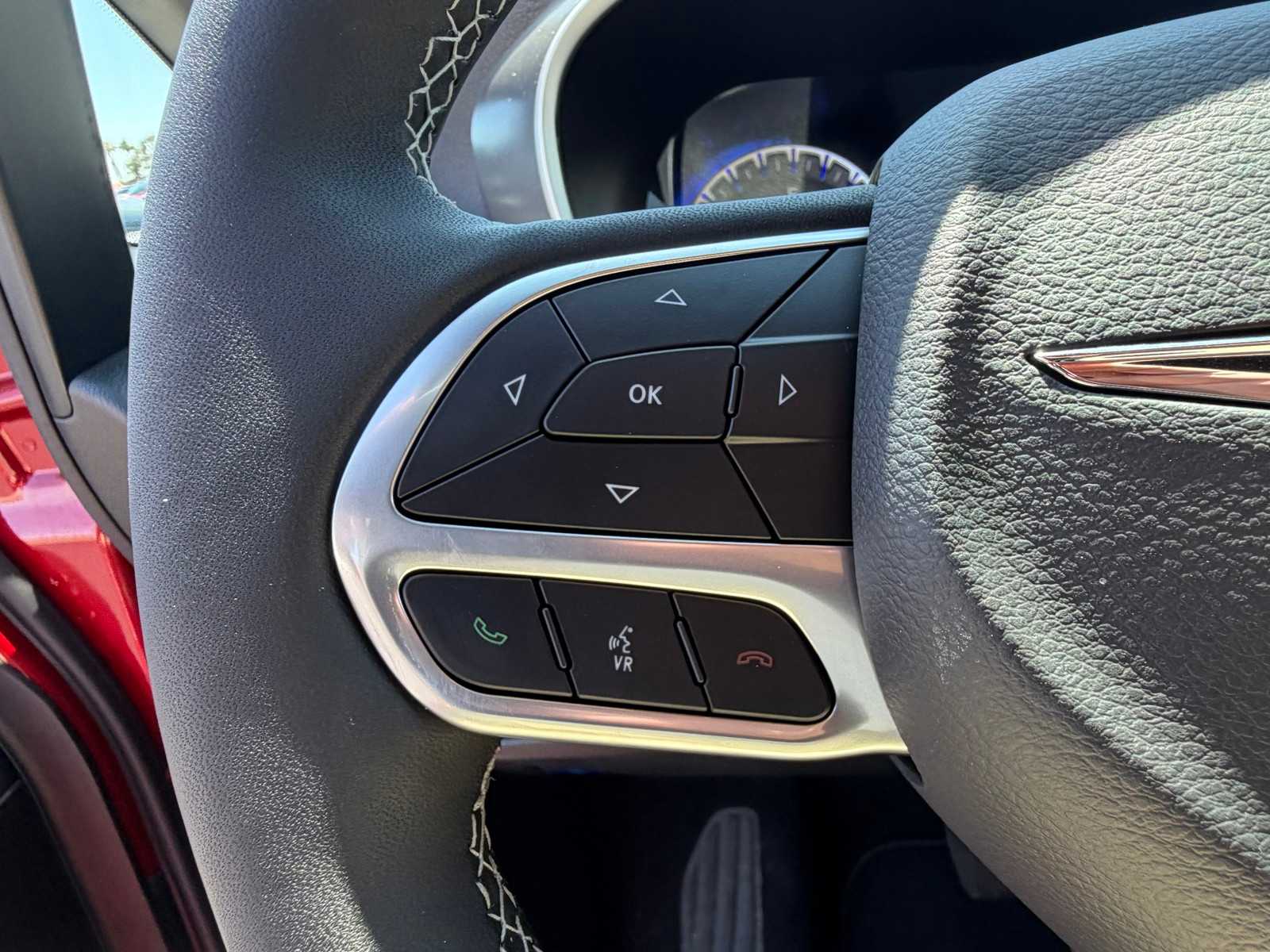 Thumbnail: 2026 Chrysler Pacifica - 32