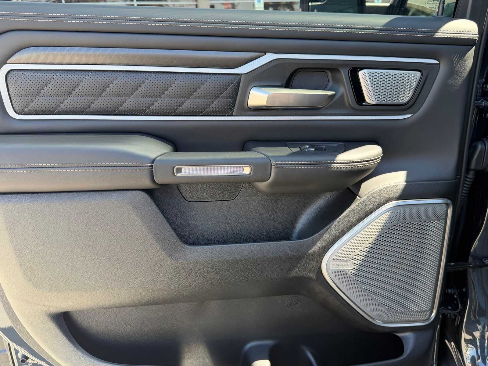 Thumbnail: 2026 RAM 1500 - 25