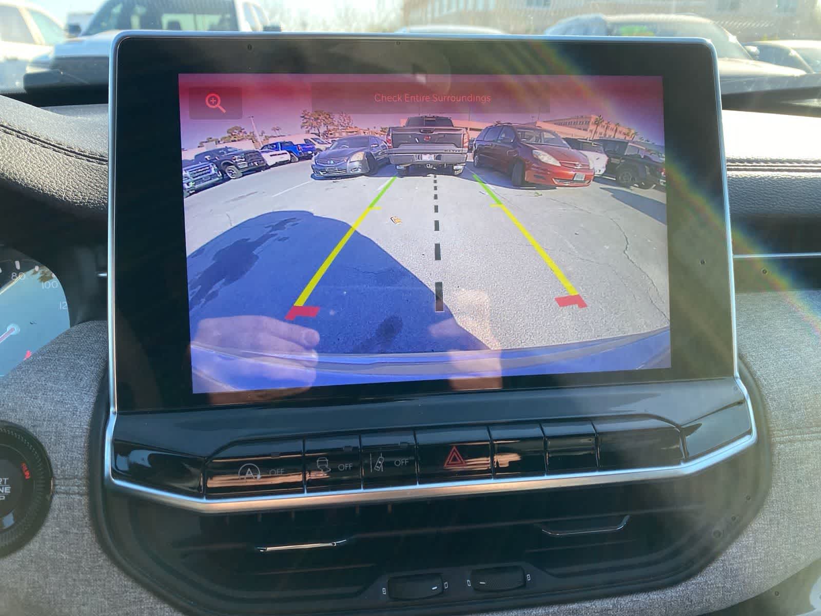 Thumbnail: 2024 Jeep Compass - 15