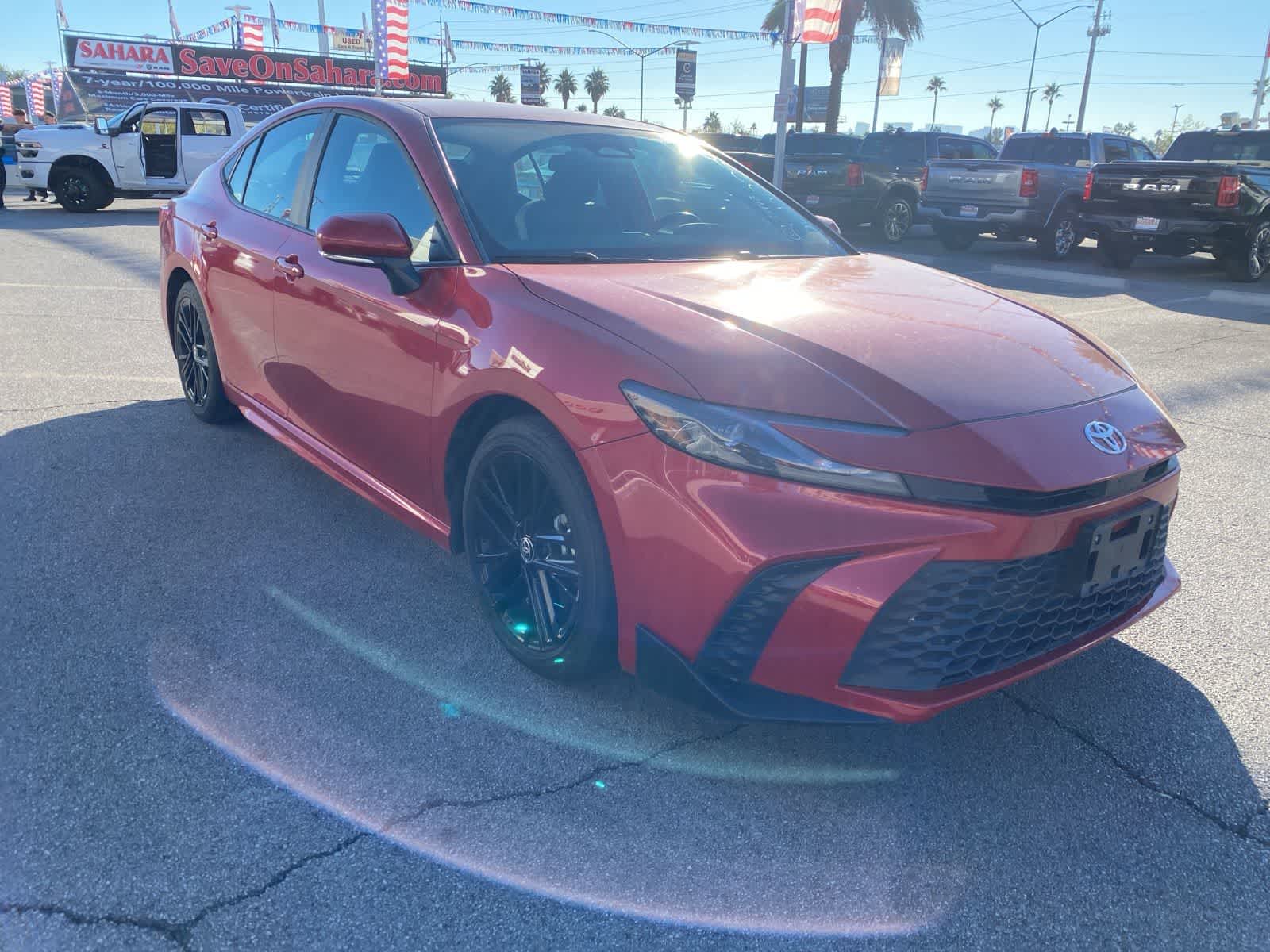 2025 Toyota Camry SE photo 3