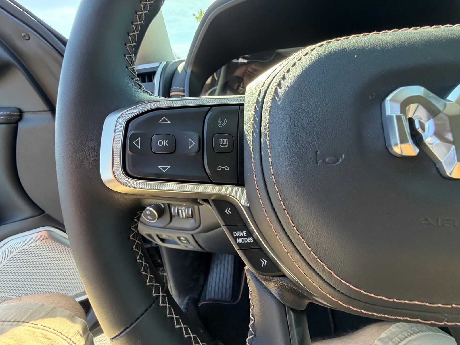 Thumbnail: 2026 RAM 1500 - 33