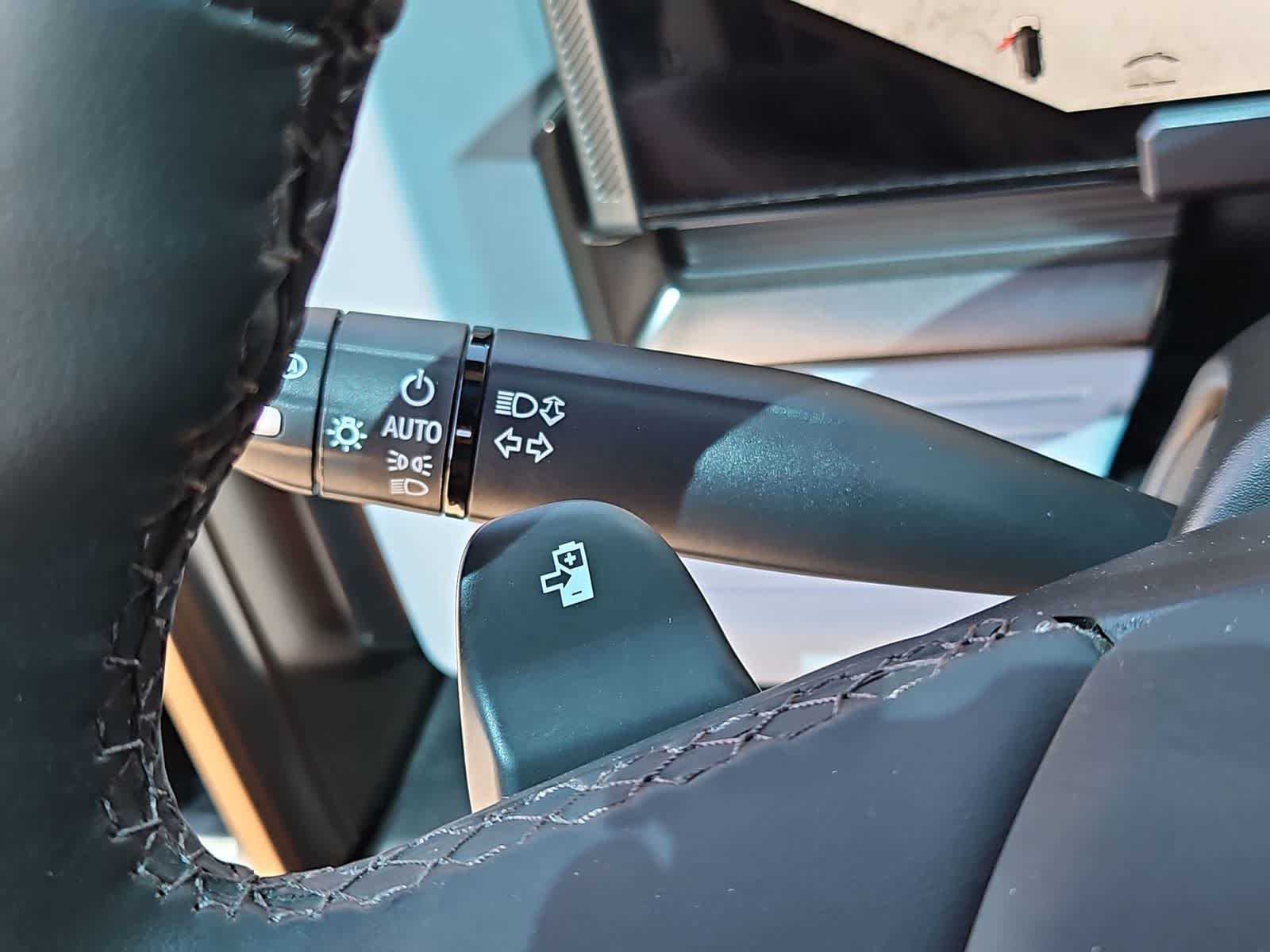 Thumbnail: 2024 GMC Hummer EV - 26