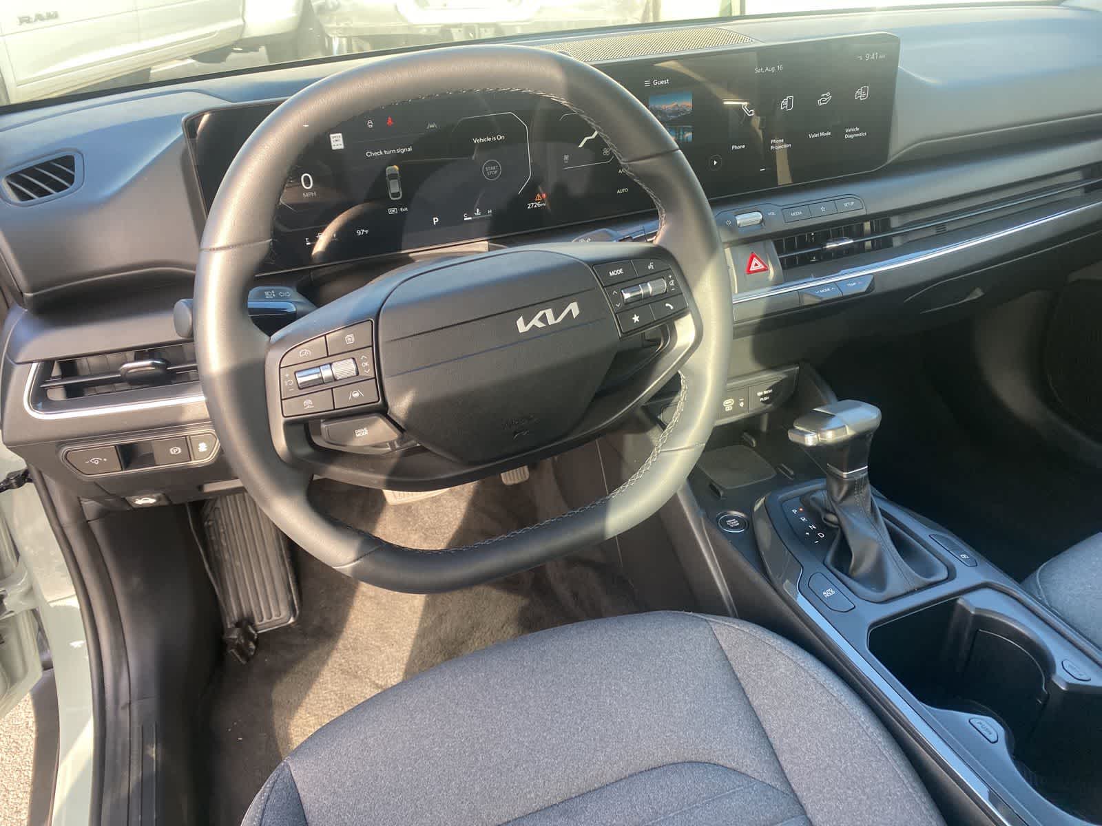 Thumbnail: 2025 Kia K4 - 10