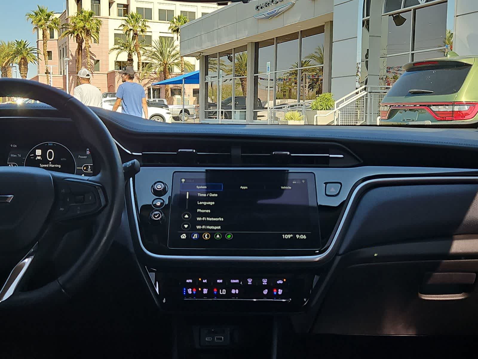 2022 Chevrolet Bolt EUV Premier 26
