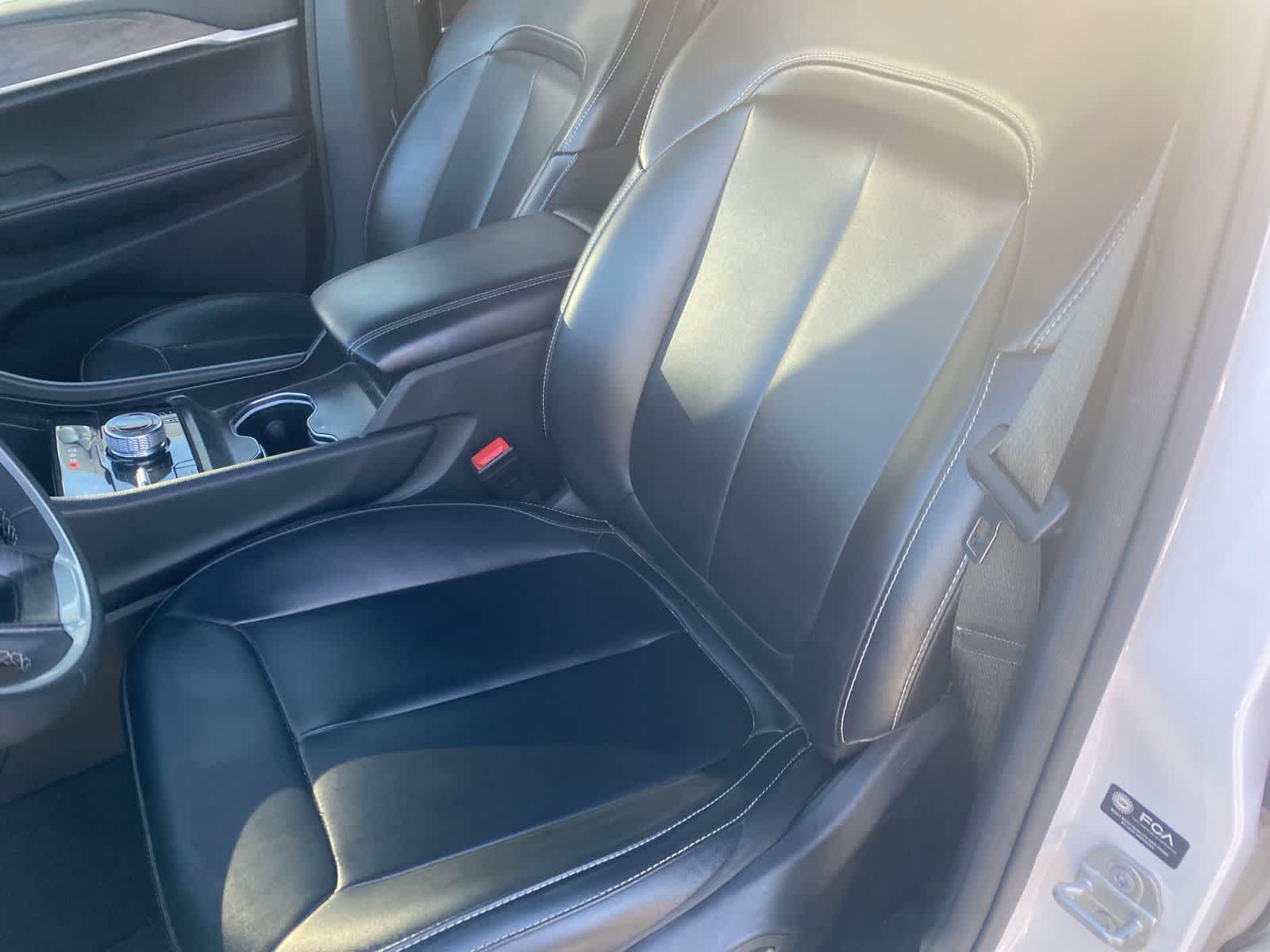 Thumbnail: 2024 Jeep Grand Cherokee - 12