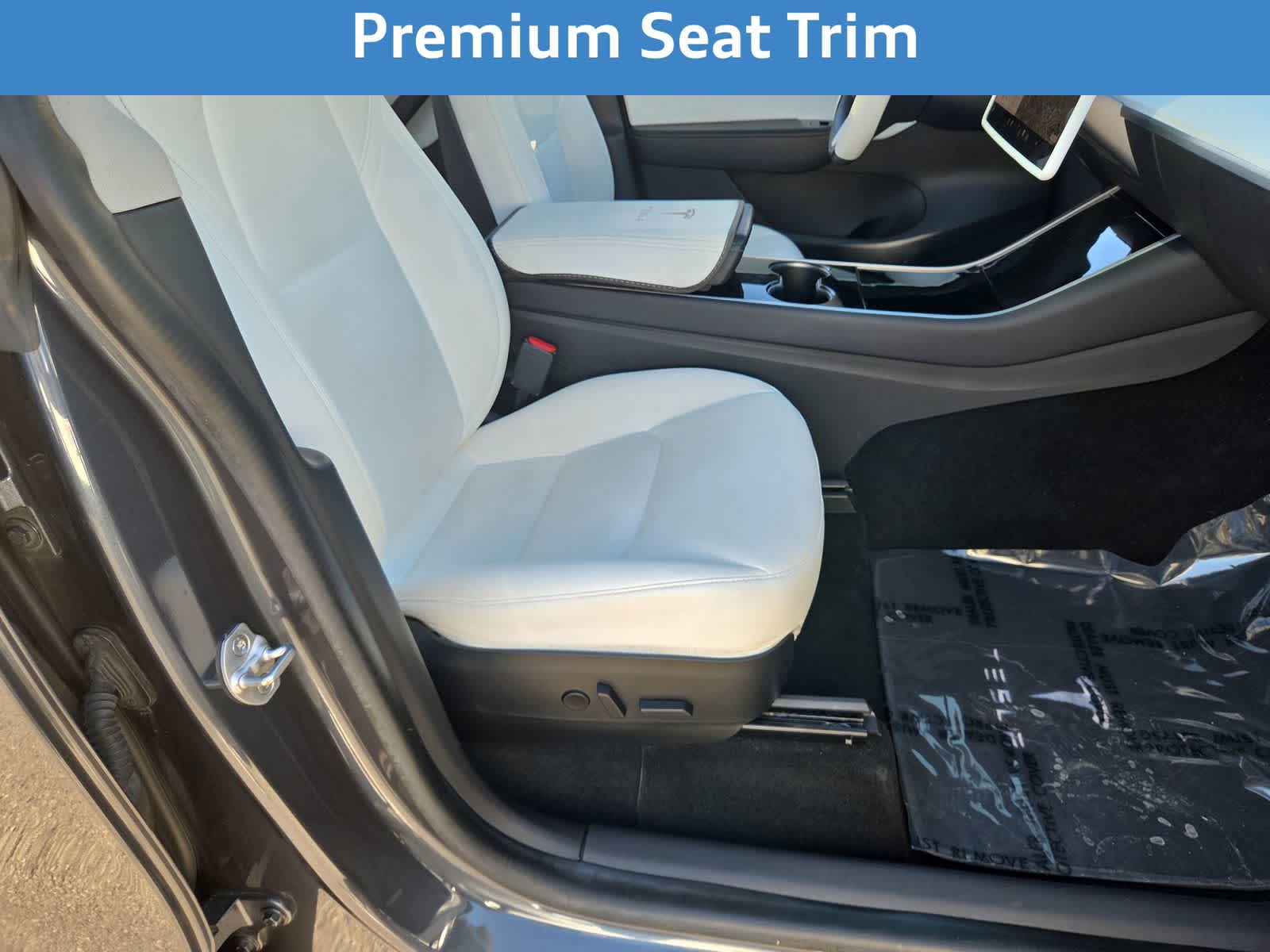 Thumbnail: 2020 Tesla Model Y - 24