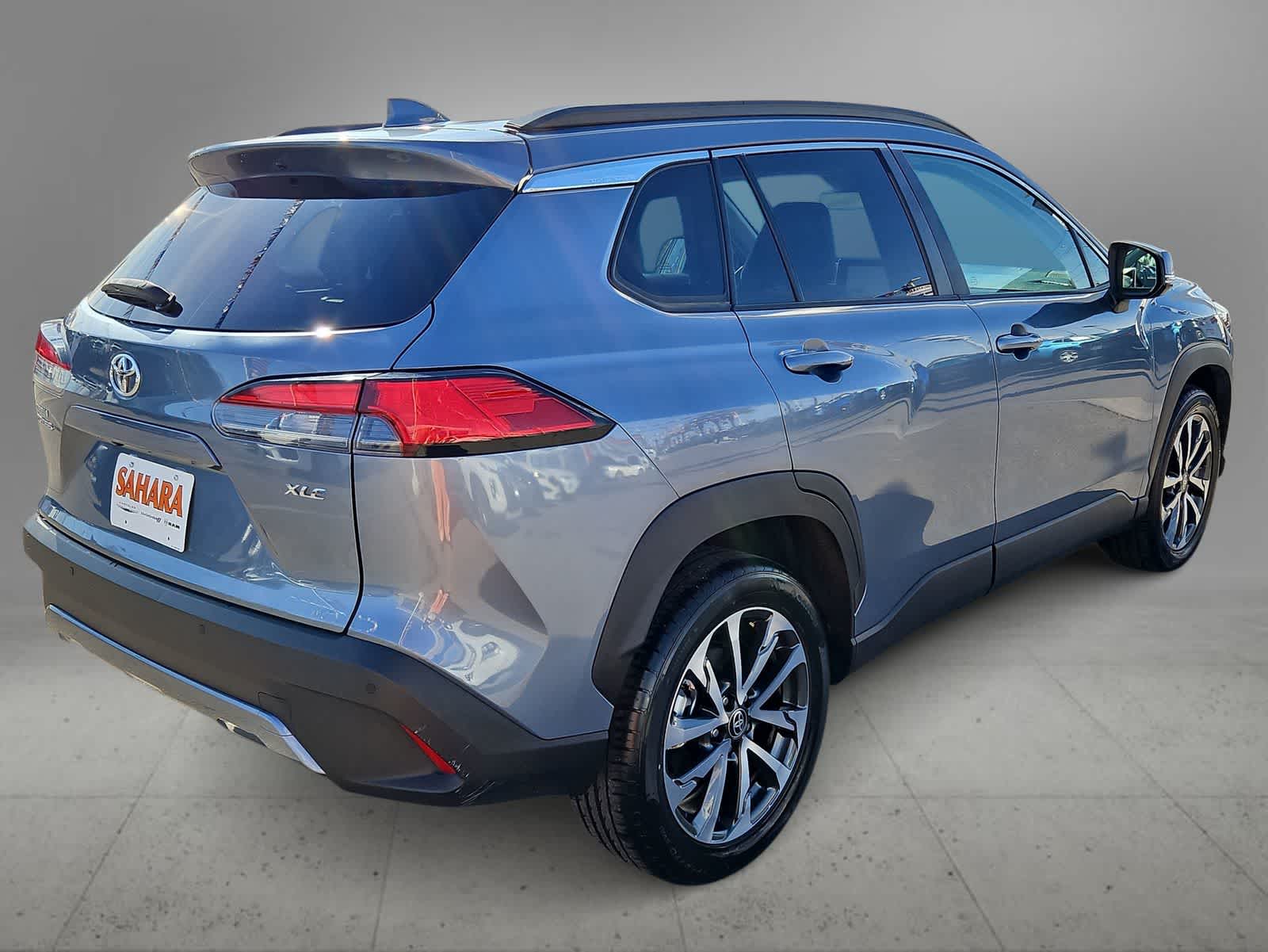 Thumbnail: 2023 Toyota Corolla Cross - 9