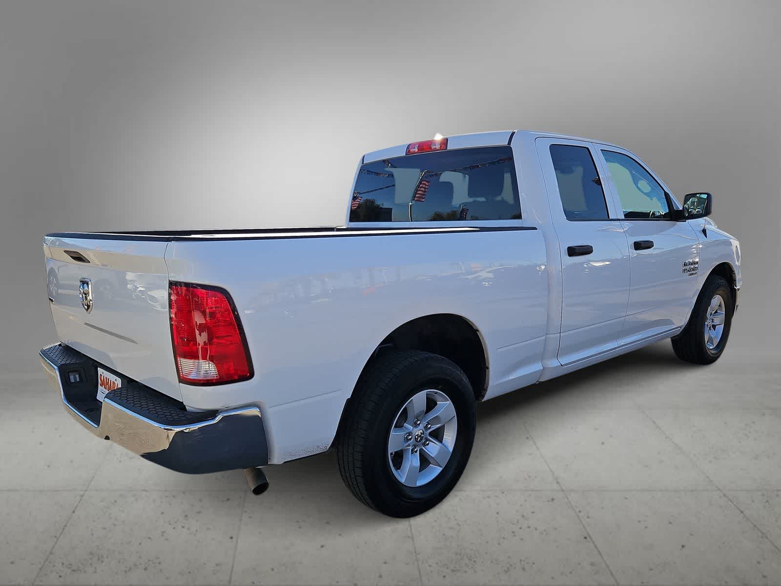 Thumbnail: 2024 RAM 1500 Classic - 9