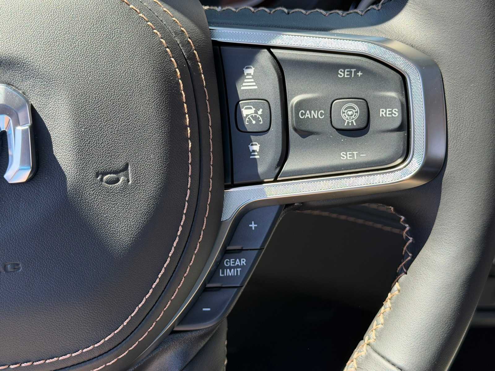 Thumbnail: 2026 RAM 1500 - 18