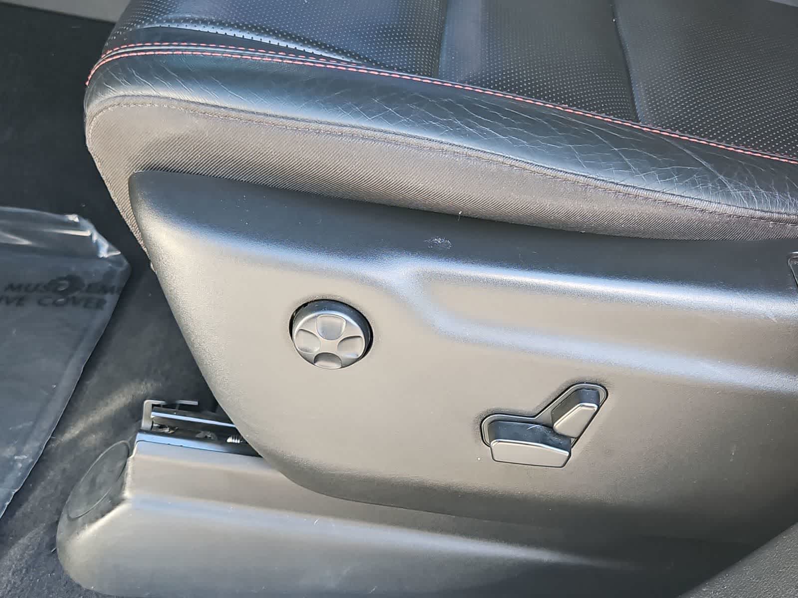 Thumbnail: 2023 Dodge Durango - 18