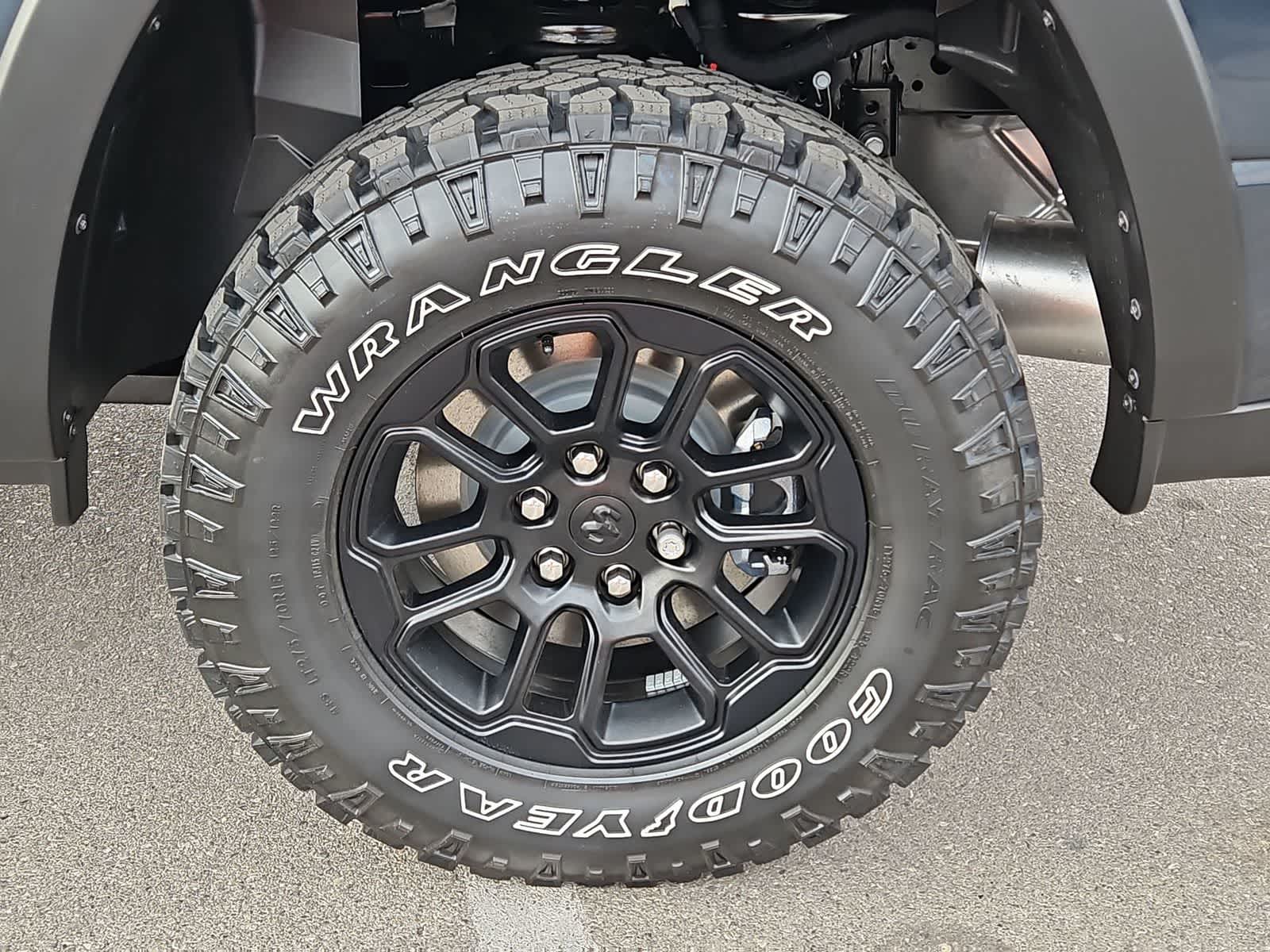 Thumbnail: 2026 RAM 1500 - 13