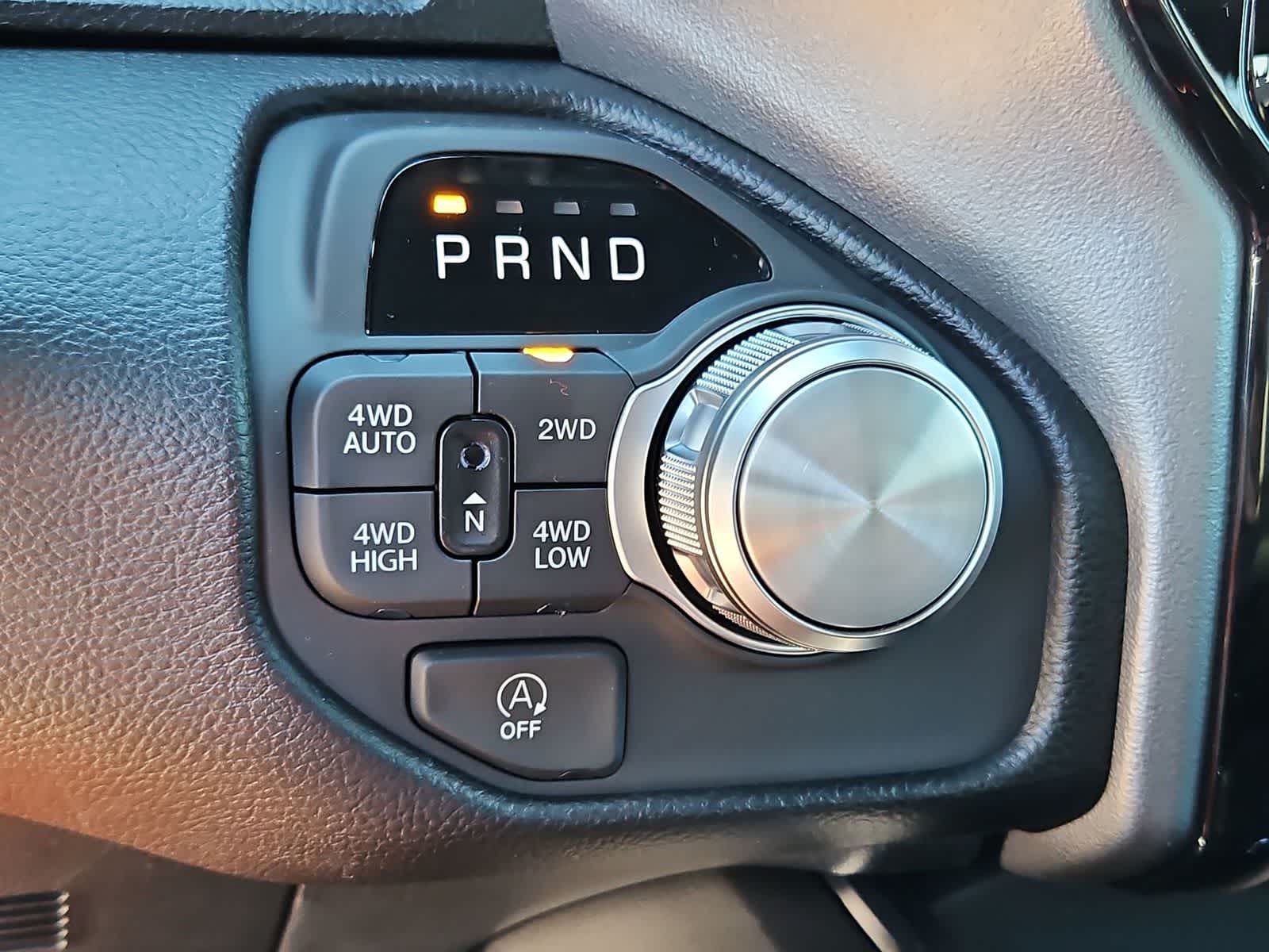 Thumbnail: 2026 RAM 1500 - 32