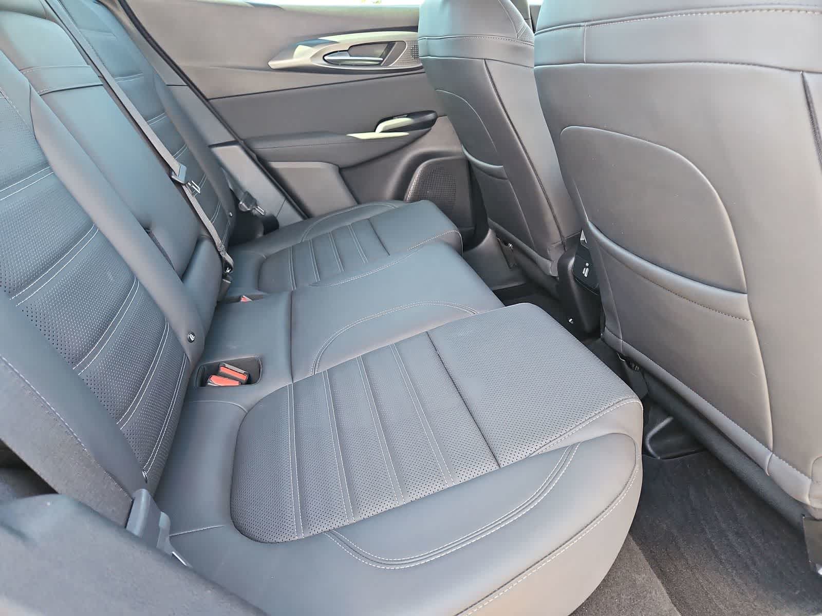 Thumbnail: 2024 Alfa Romeo Tonale - 21