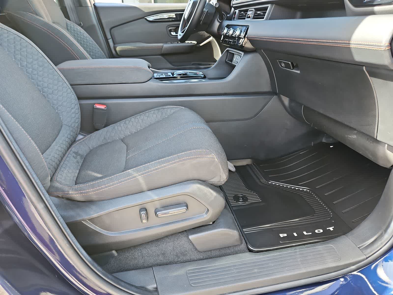 Thumbnail: 2025 Honda Pilot - 22