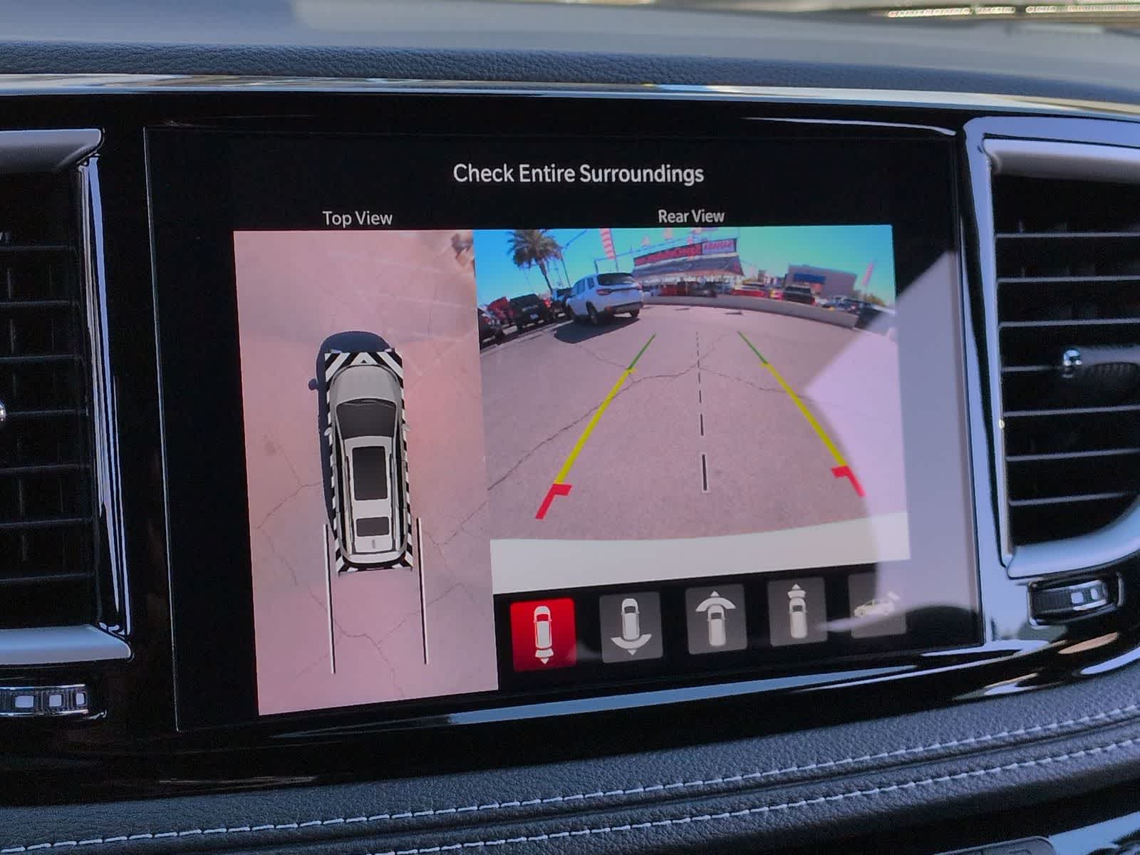 Thumbnail: 2026 Chrysler Pacifica - 29