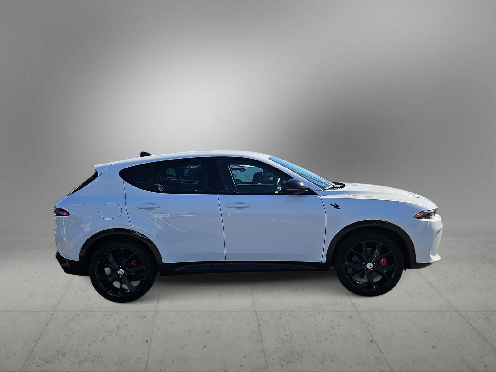 Thumbnail: 2024 Dodge Hornet - 10