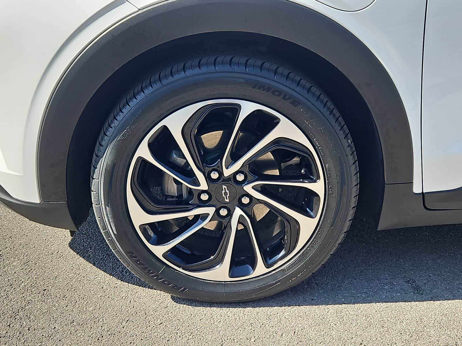 2022 Chevrolet Bolt EUV Premier 13