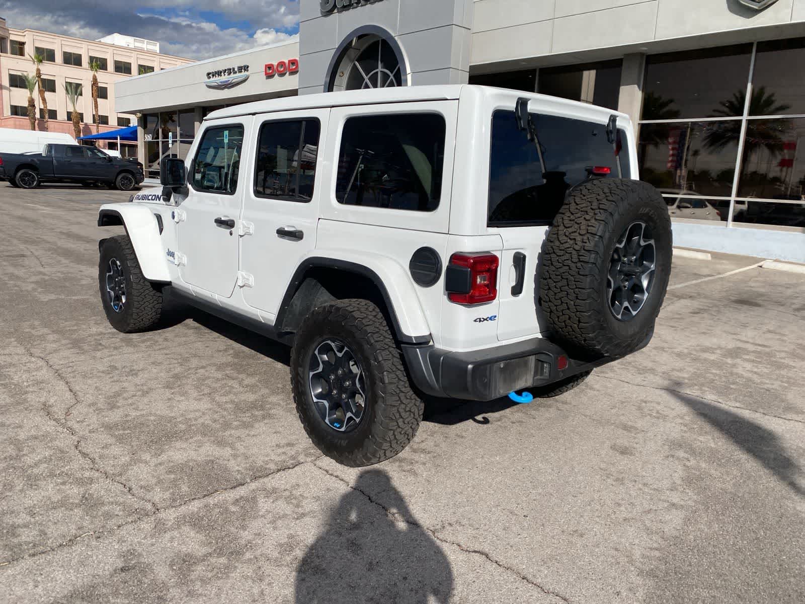 Thumbnail: 2022 Jeep Wrangler - 8