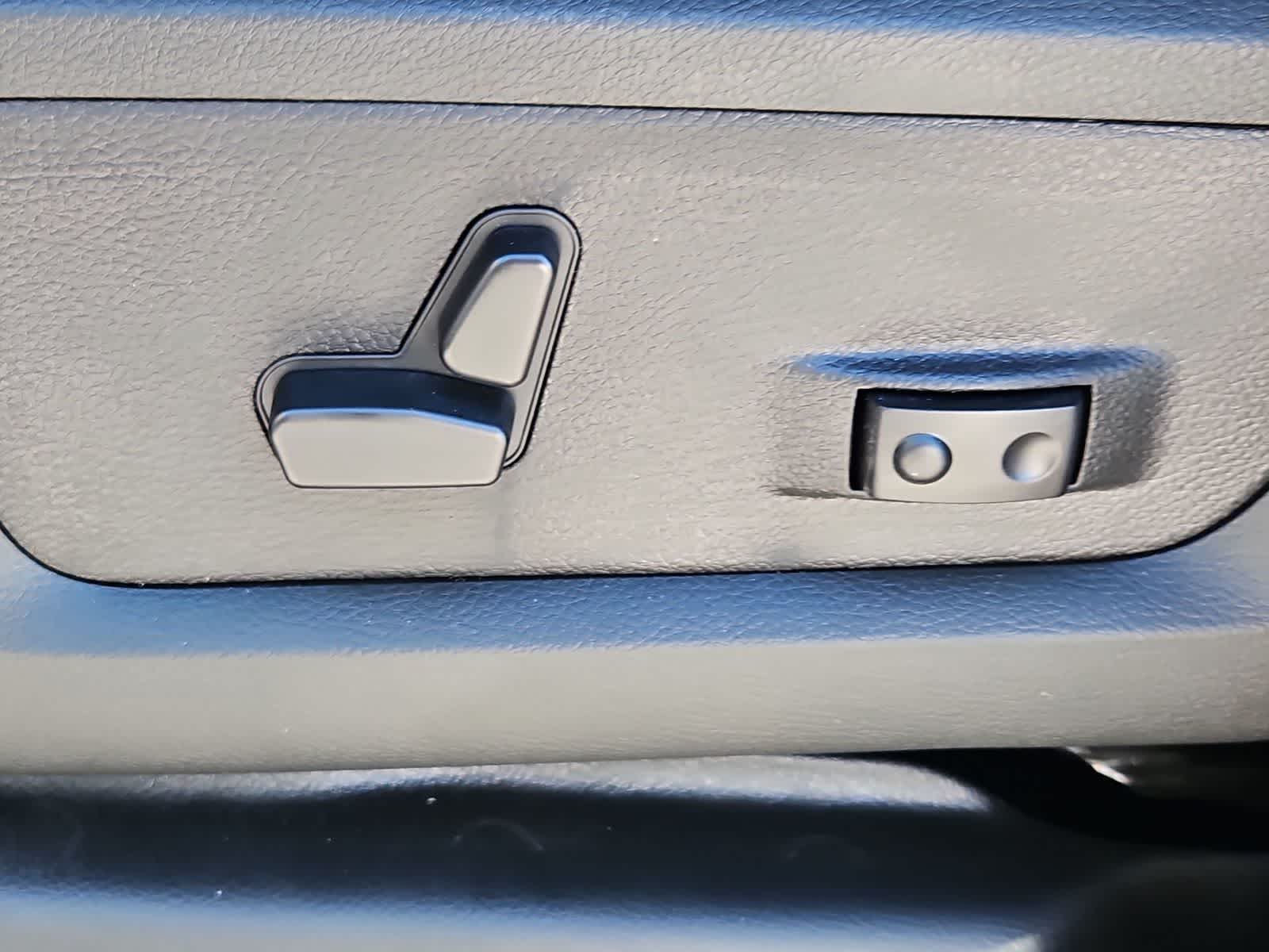 Thumbnail: 2026 RAM 3500 - 17