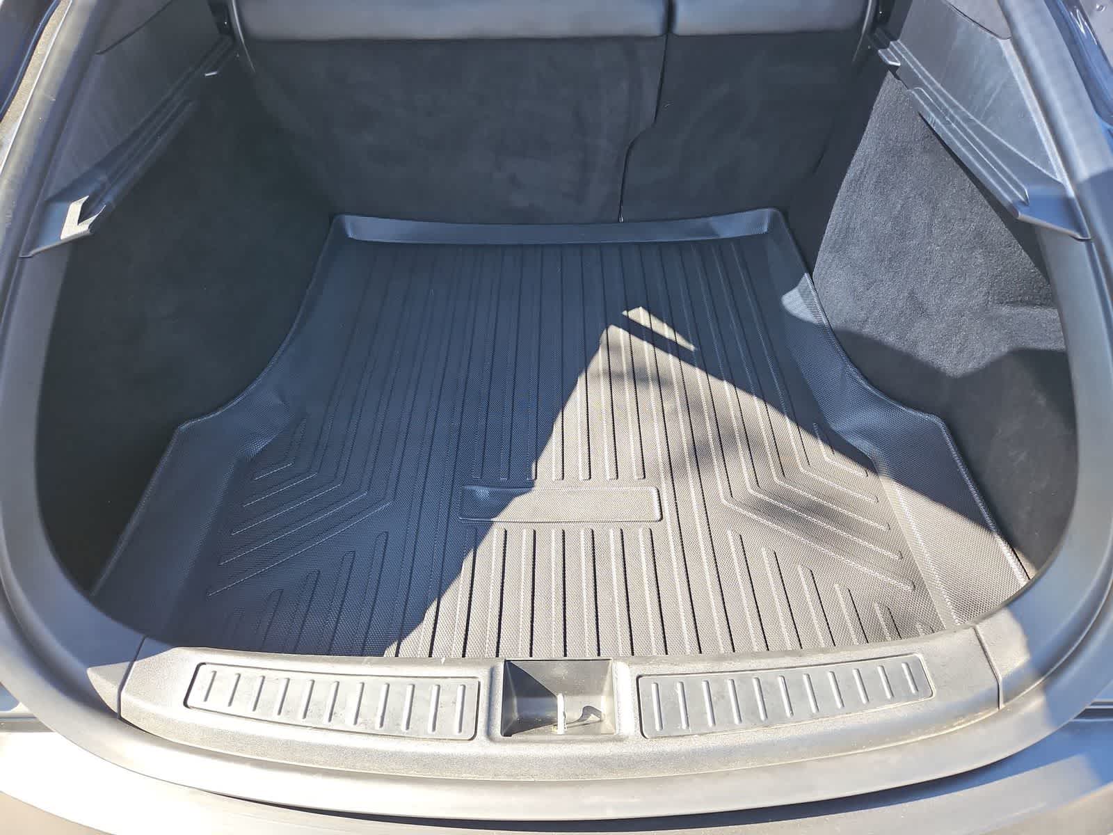 Thumbnail: 2019 Tesla Model S - 32