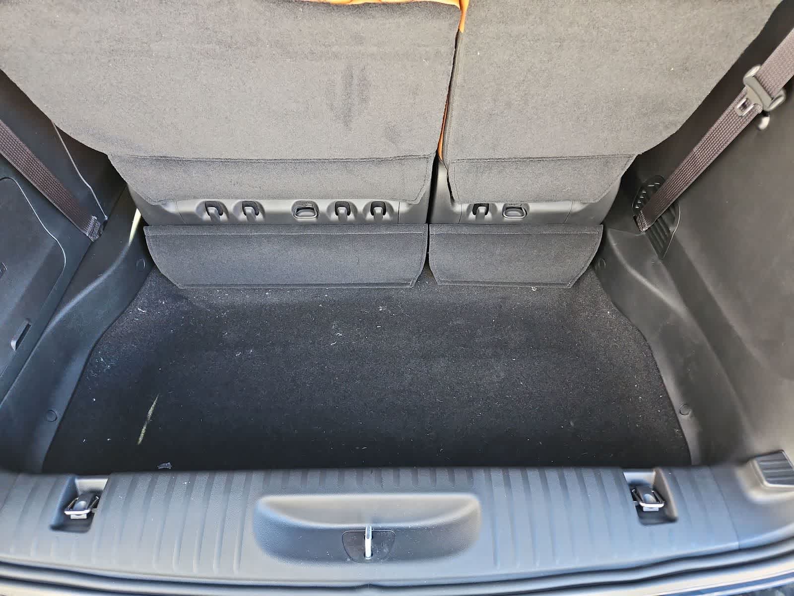 Thumbnail: 2026 Chrysler Pacifica - 34