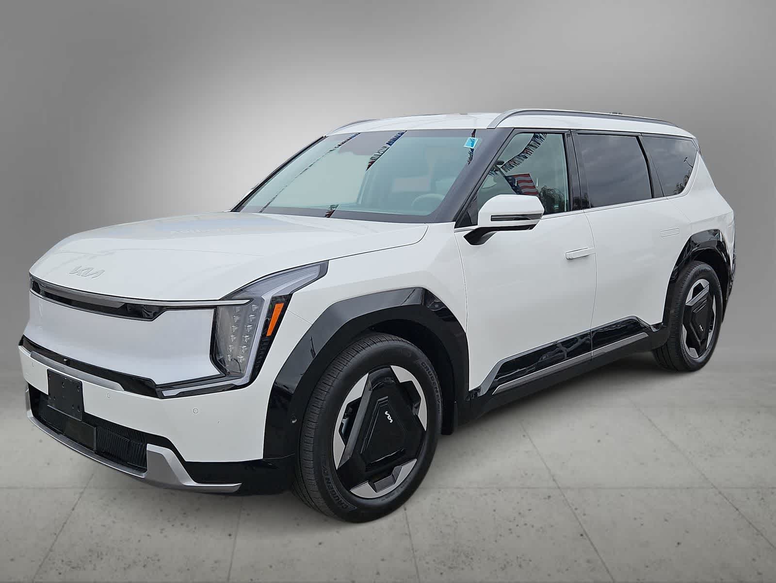 Thumbnail: 2024 Kia EV9 - 5