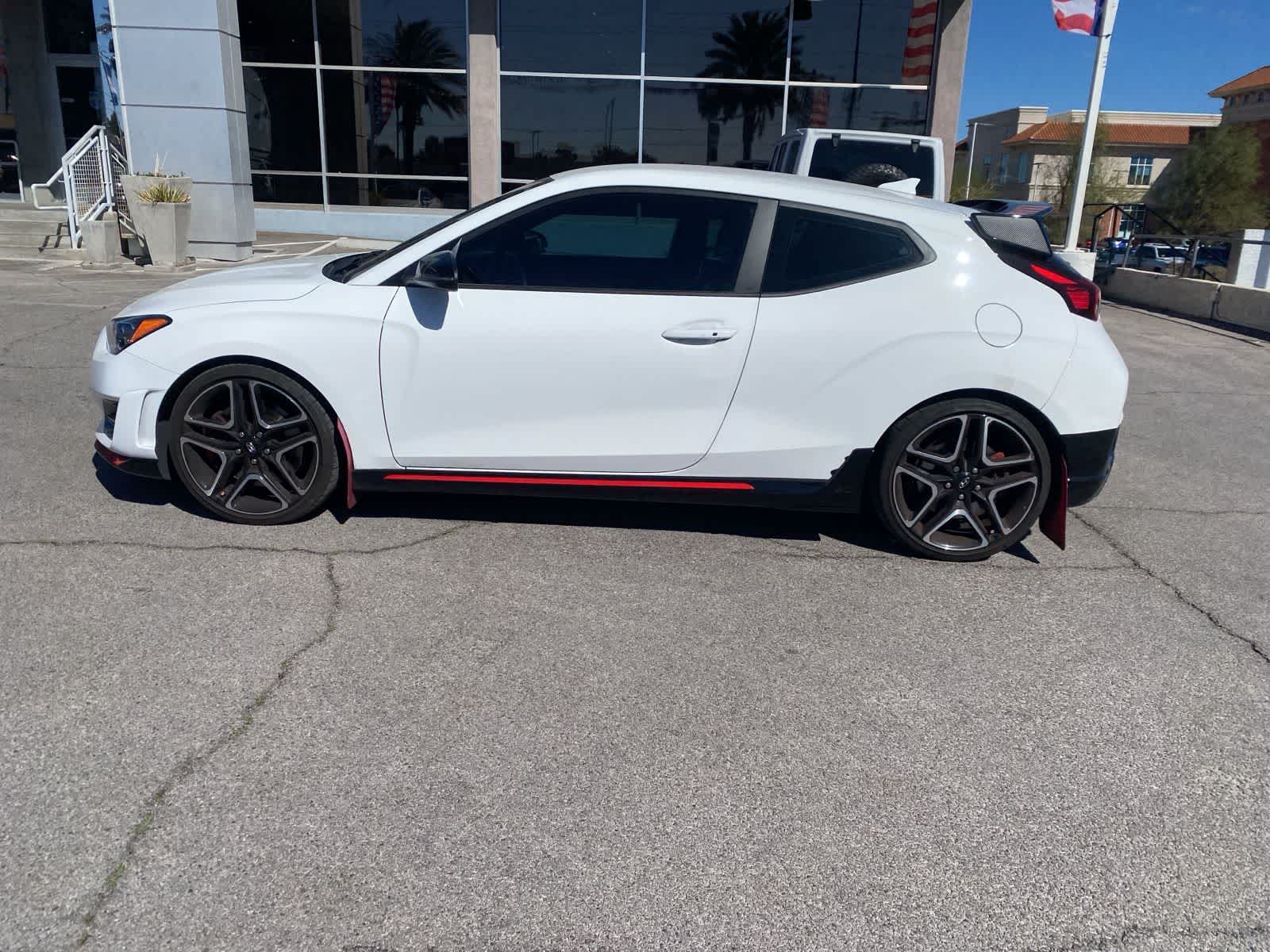 Thumbnail: 2022 Hyundai Veloster - 9