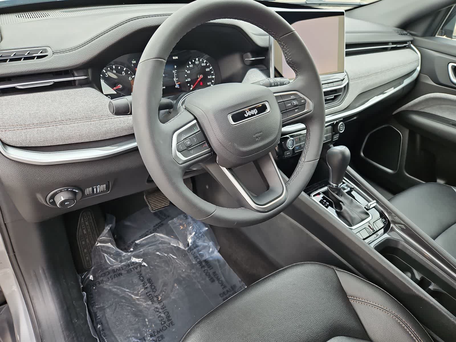 Thumbnail: 2024 Jeep Compass - 11