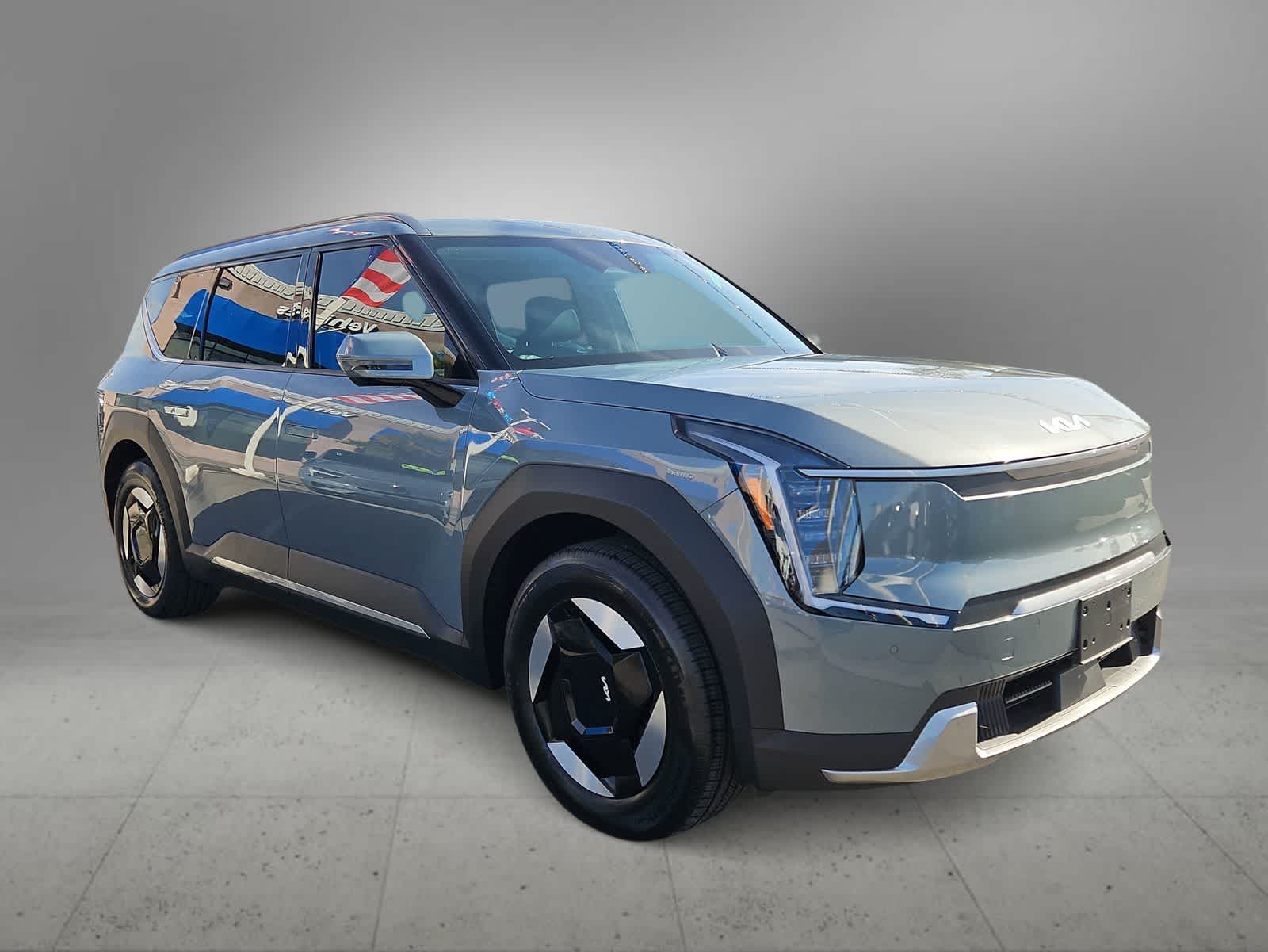 Thumbnail: 2024 Kia EV9 - 2