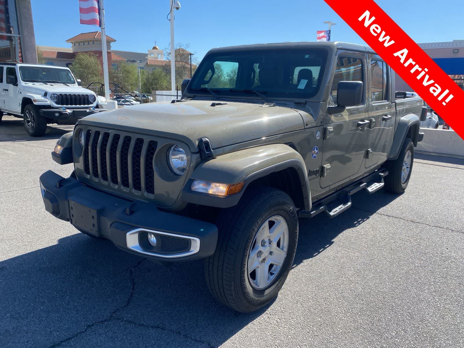 2020 Jeep Gladiator Sport S's photo