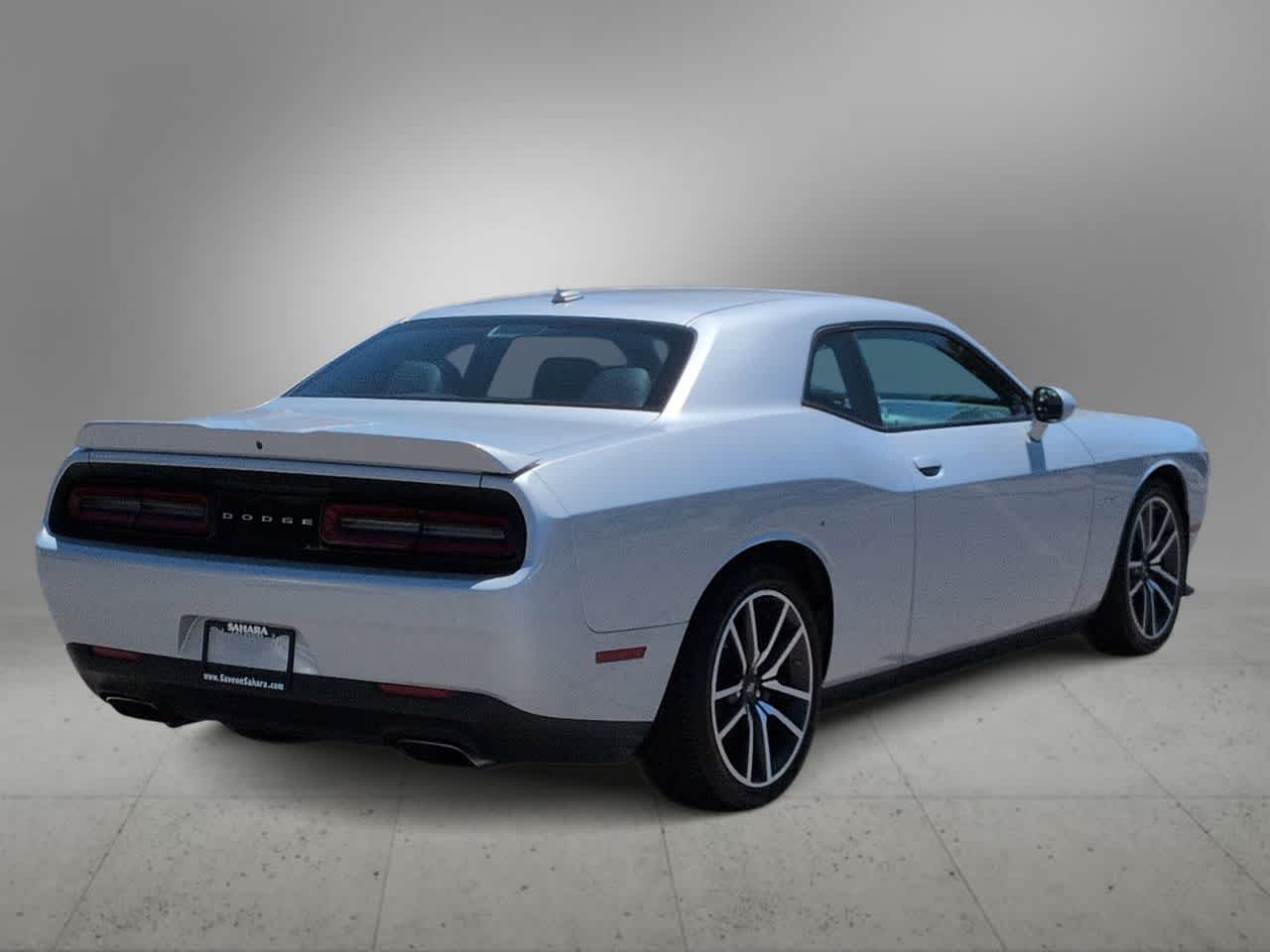 Thumbnail: 2022 Dodge Challenger - 9