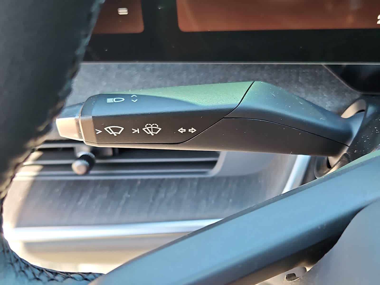 Thumbnail: 2024 Lucid Air - 25