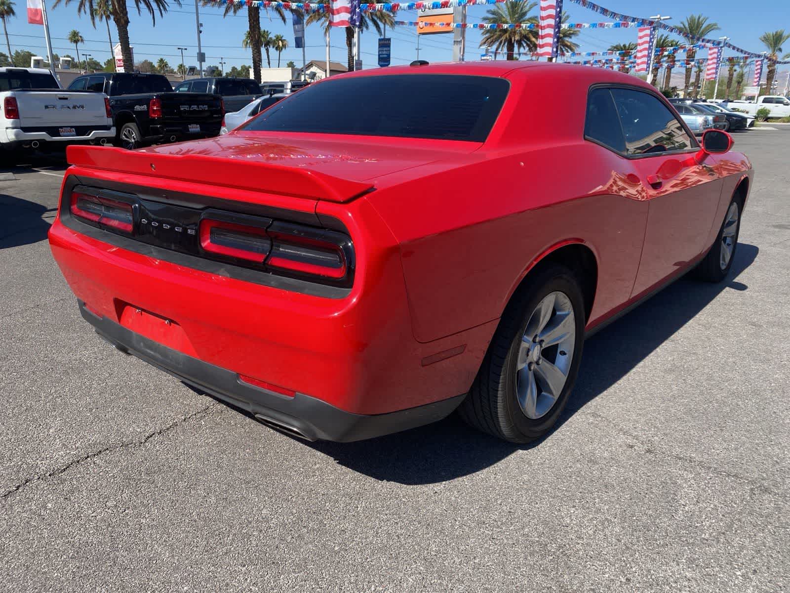 Thumbnail: 2022 Dodge Challenger - 6