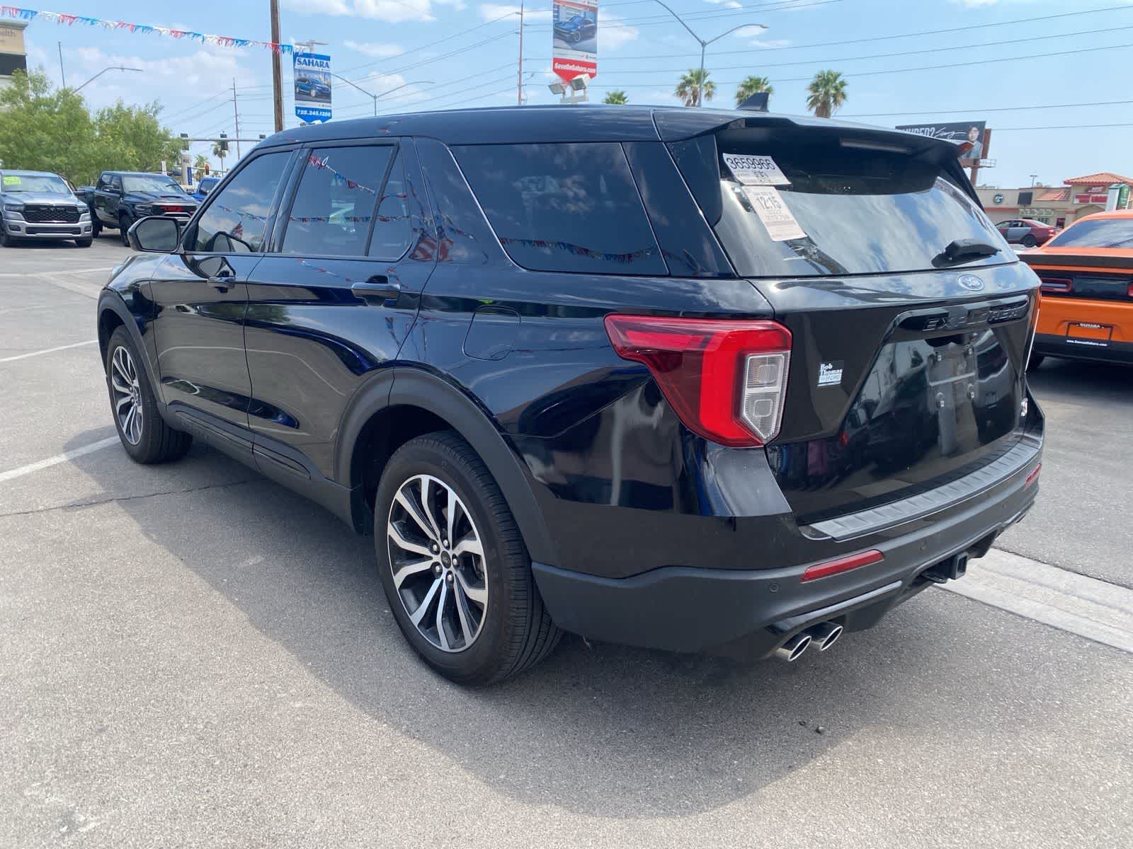 Thumbnail: 2022 Ford Explorer - 8