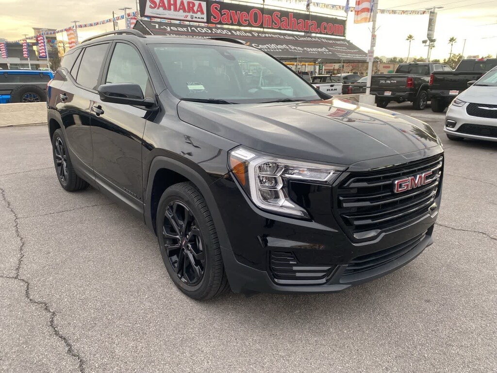 Used 2022 GMC Terrain SLE SUV