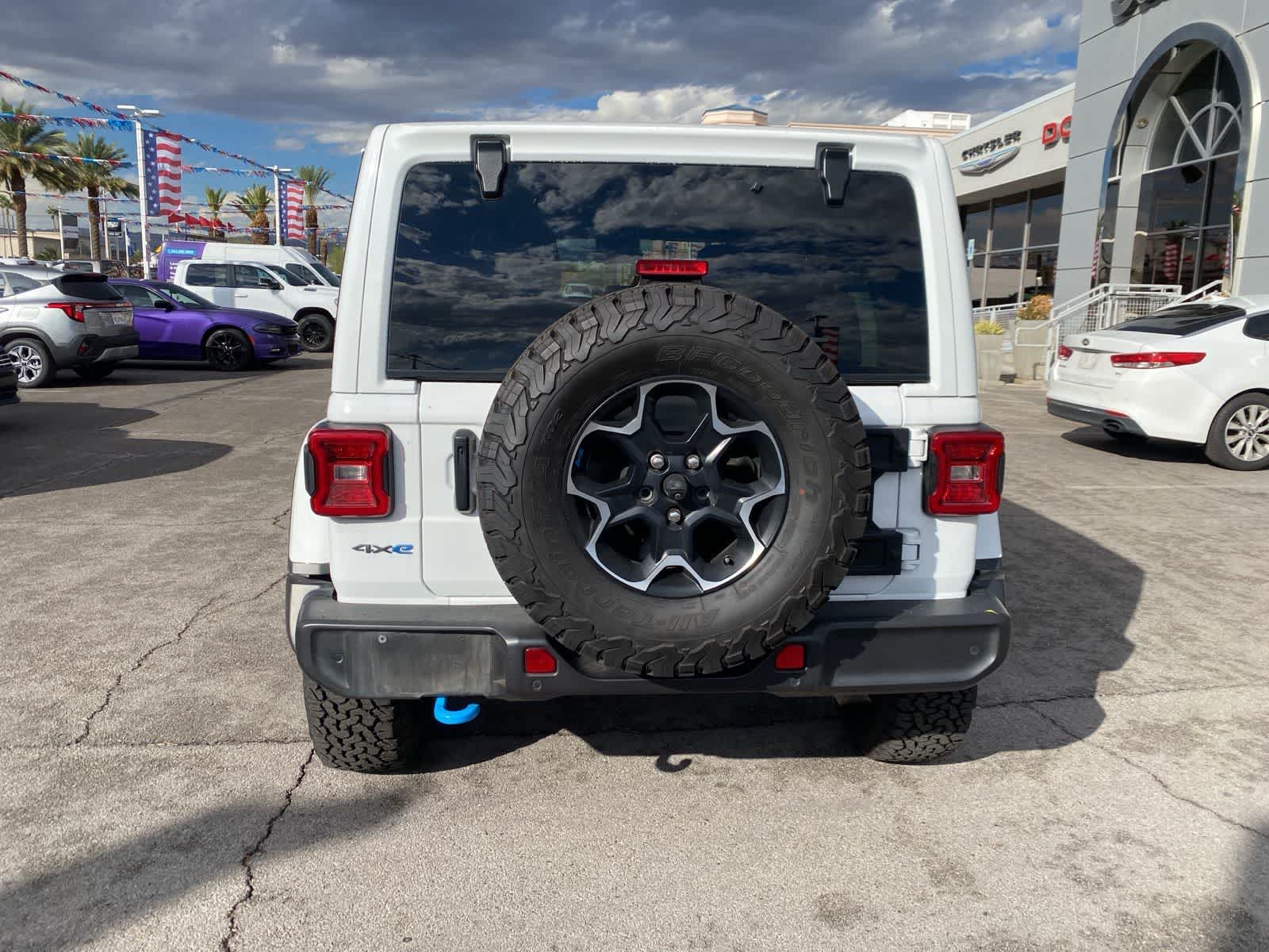 Thumbnail: 2022 Jeep Wrangler - 7