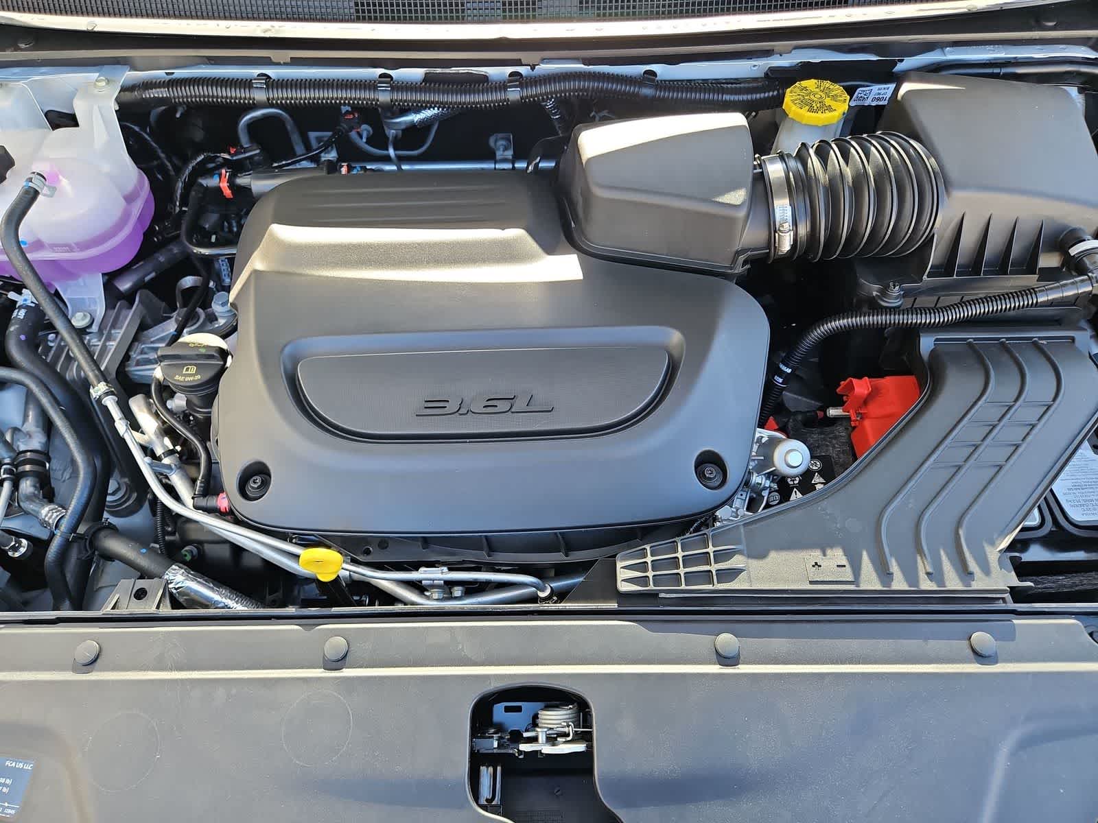 Thumbnail: 2026 Chrysler Pacifica - 14