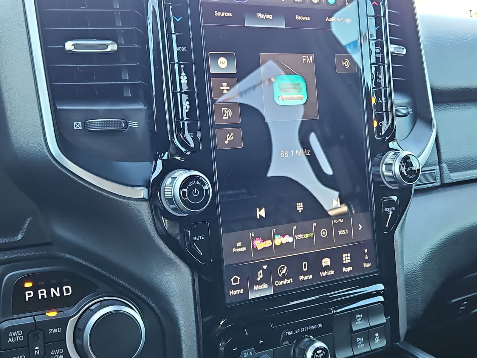 Thumbnail: 2025 RAM 1500 - 29