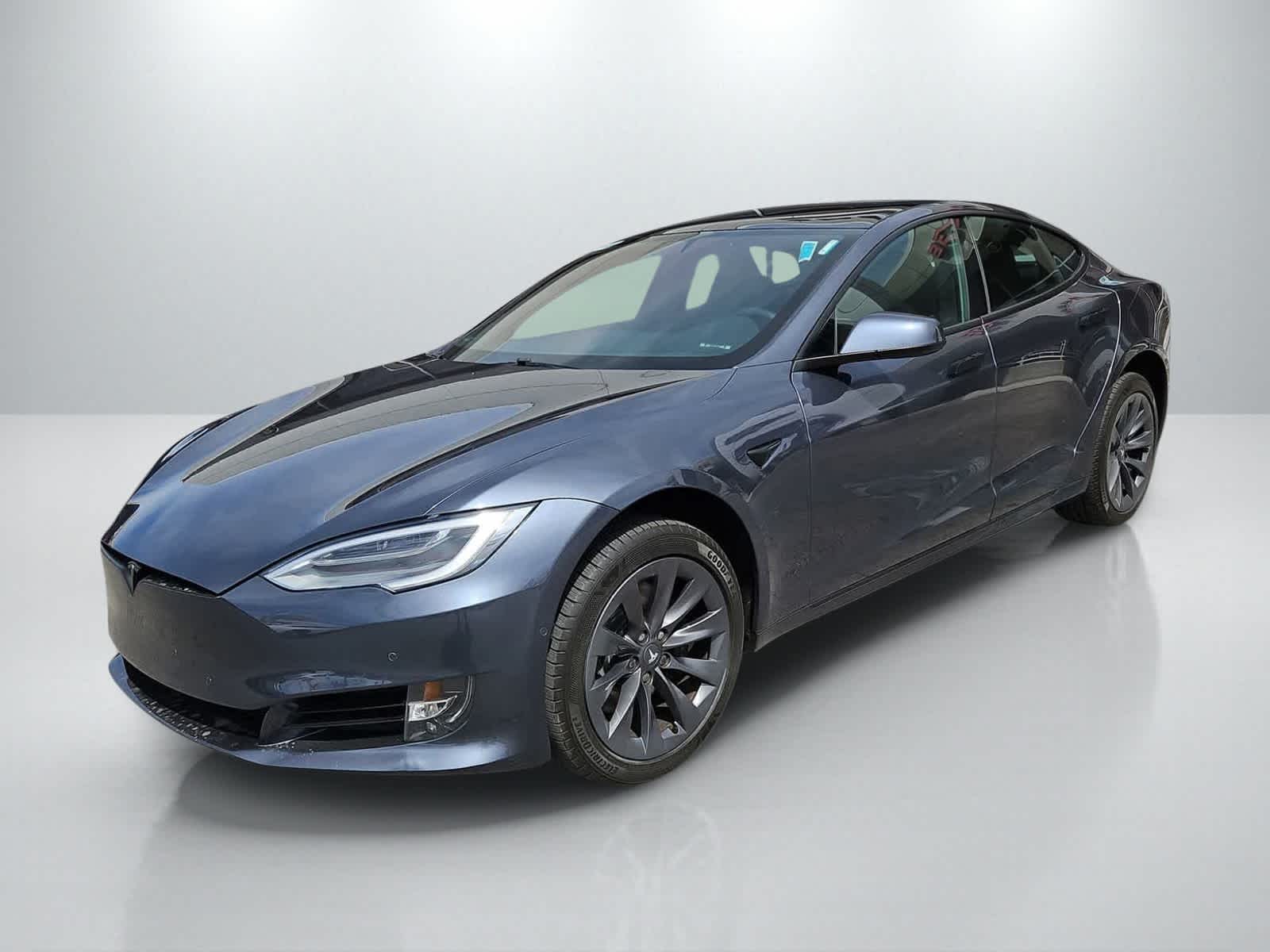 Thumbnail: 2020 Tesla Model S - 5