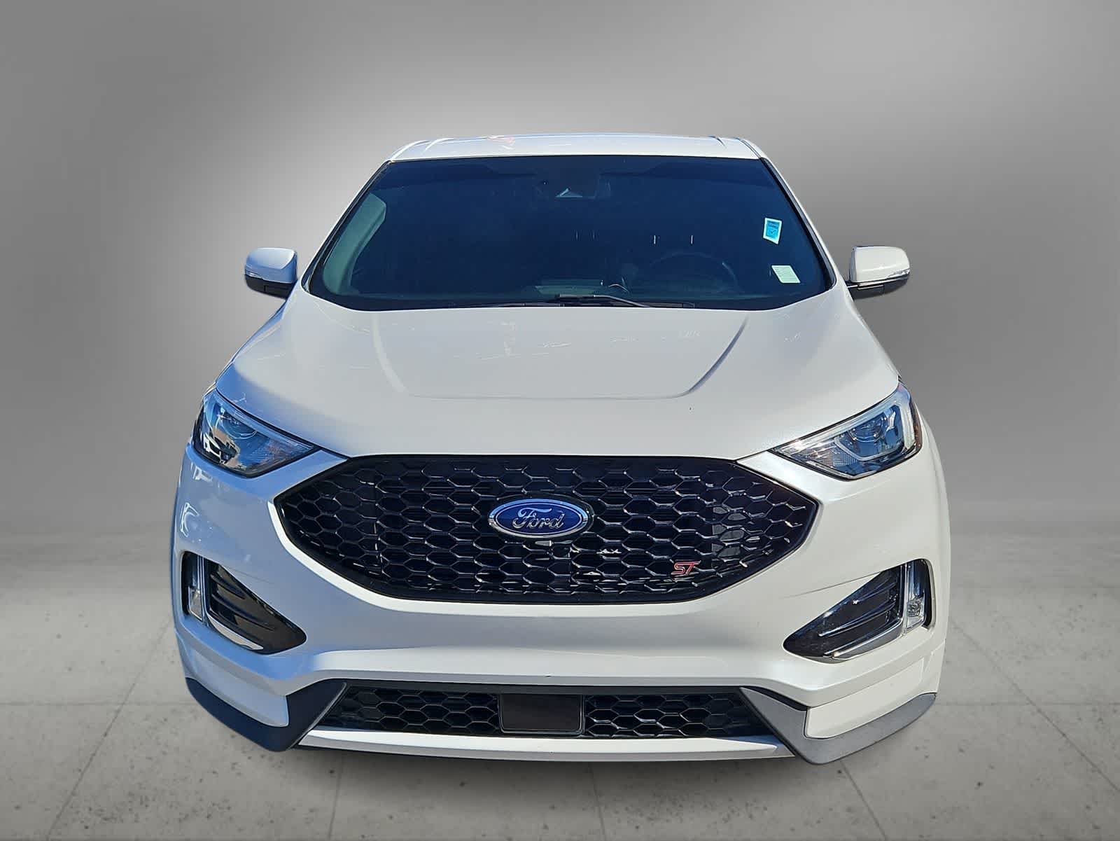 2021 Ford Edge ST photo 3
