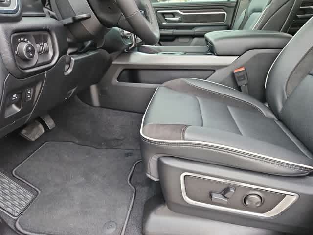 Thumbnail: 2026 RAM 1500 - 17