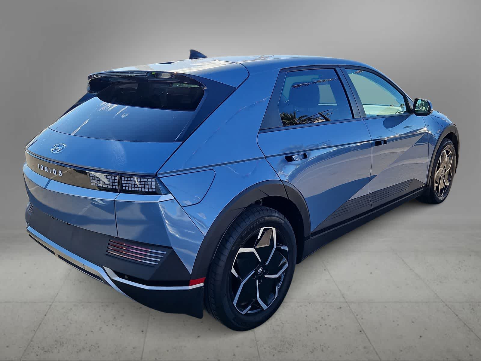 Thumbnail: 2024 Hyundai Ioniq 5 - 9