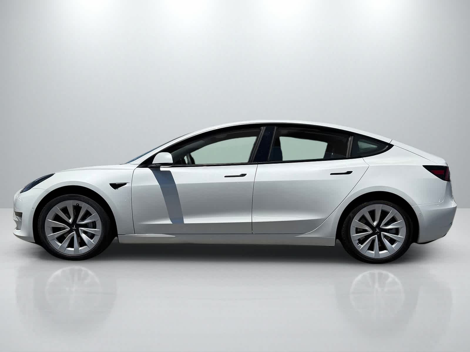 Thumbnail: 2021 Tesla Model 3 - 2