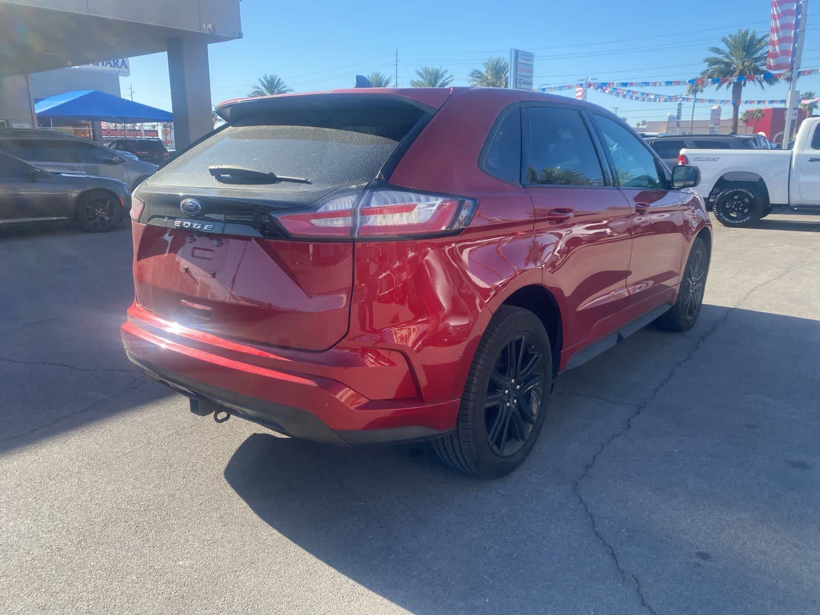 Thumbnail: 2022 Ford Edge - 6