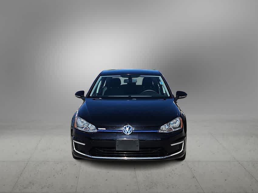 Thumbnail: 2016 Volkswagen e-Golf - 4
