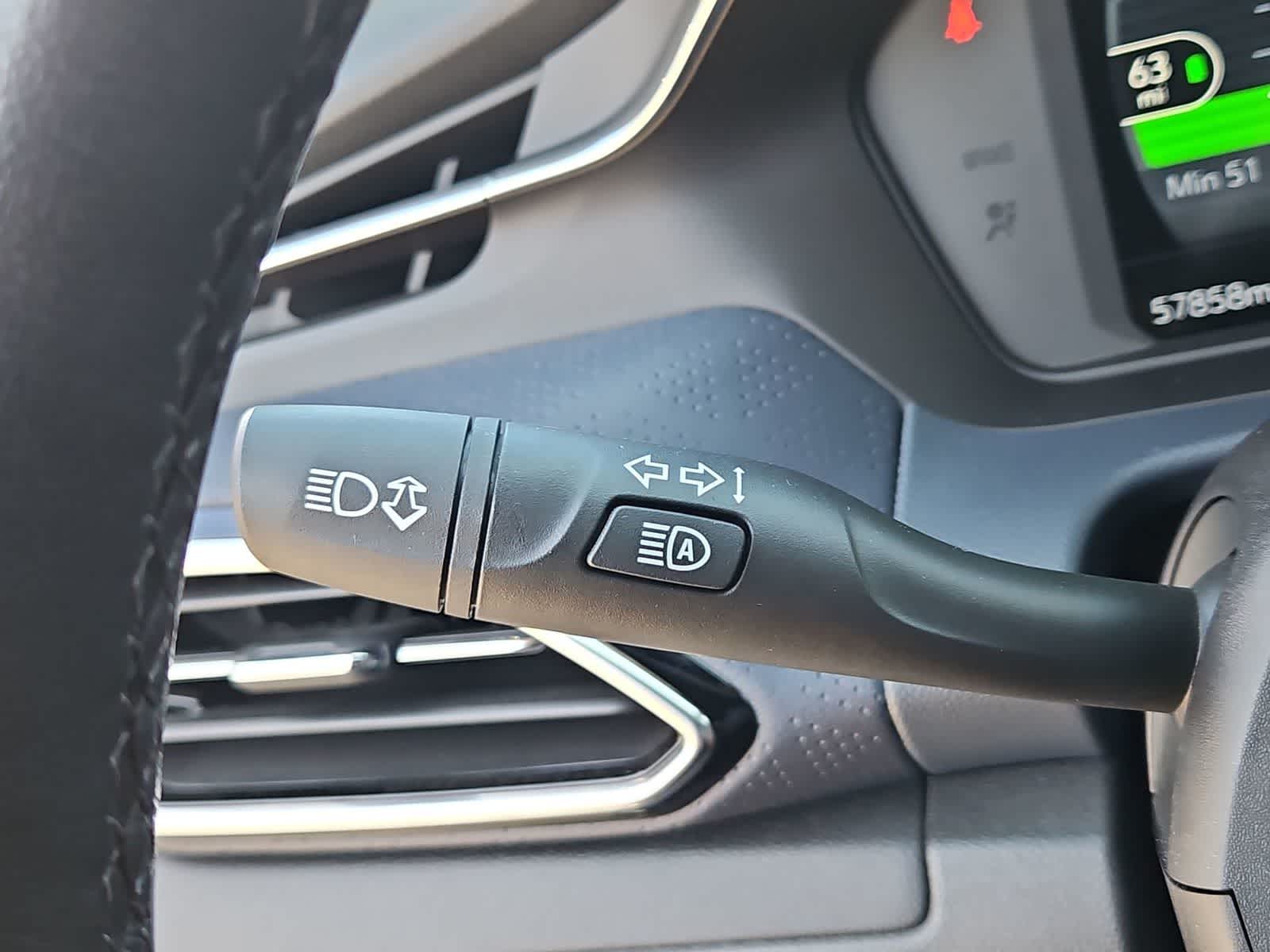2022 Chevrolet Bolt EUV Premier 25