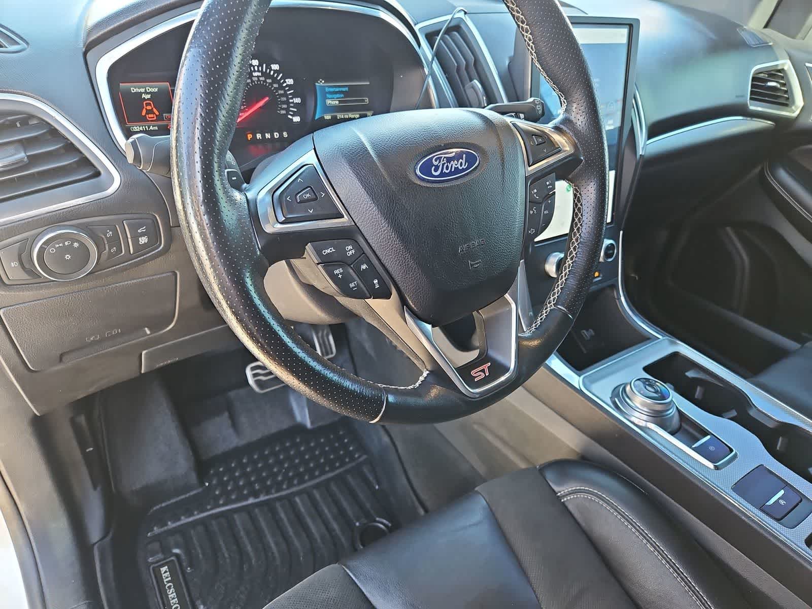 Thumbnail: 2021 Ford Edge - 11