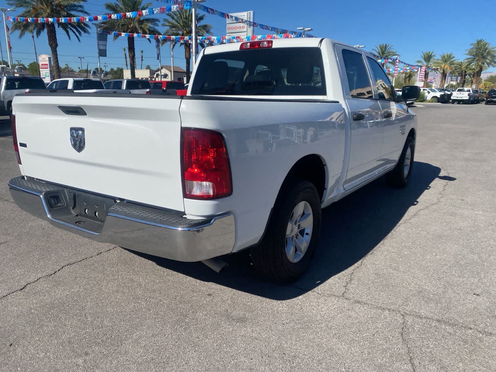 Thumbnail: 2022 RAM 1500 Classic - 7